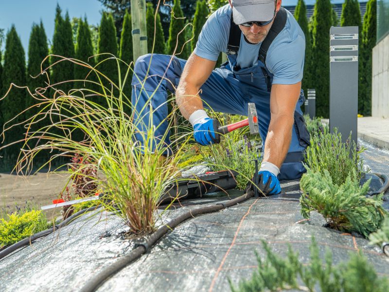 Jak oszczędzać wodę w firmie – Kluczowe kroki w analizie zużycia wody